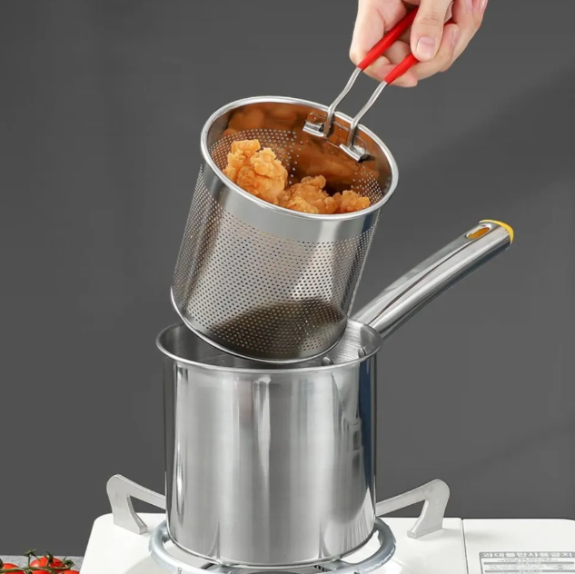 Stainless%20Steel%20Deep%20Fryer%20Pot%20with%20Basket%201200ml%20%E2%80%93%20Lightweight%20Frying%20Pot%20-%20Image%202