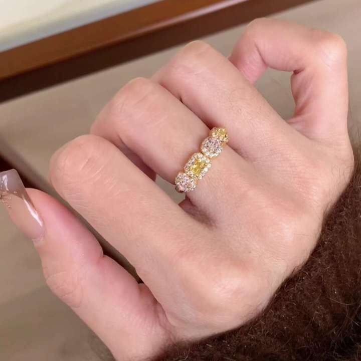 %5BCandy%20Color%20Treasure%5D%20Vintage%20Sparkling%20Full%20Dia%20Color-Block%20Sugar%20Cube%20for%20Women,%20Exquisite%20Light%20Niche%20Pink%20Yellow%20Index%20Finger%20Ring%20-%20Image%202