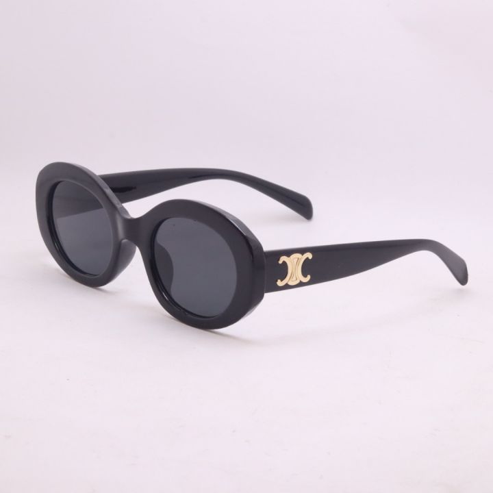 Round%20Oval%20Black%20Frame%20Best%20Selling%20Sunglasses%20For%20Women%20-%20Image%203