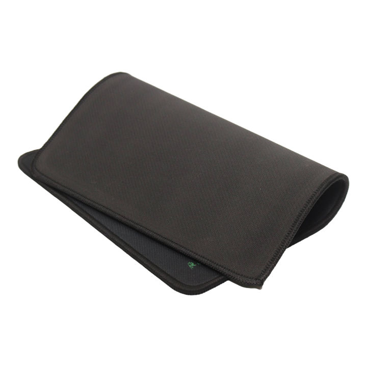 Large%20Razer%20Gladiator%20Mouse%20Pad%20-%20Image%203