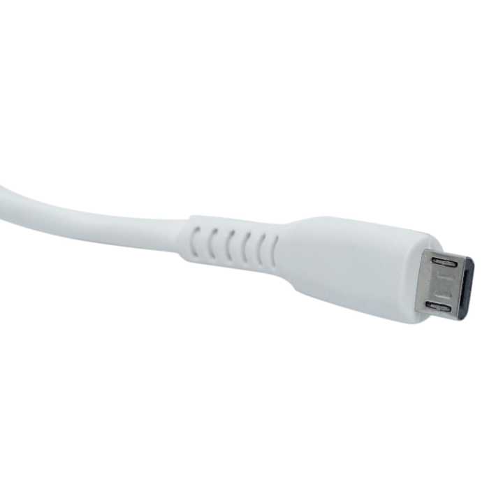 Fast%20Charger%20Head%20With%20Micro%20USB%20Cable%20-%20Image%205