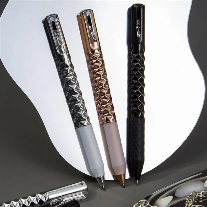 ARELENE%20Geometric%20Metal%20Crinkle%20Pen%20Fidget,%20Stress%20Relief%20Metal%20Shape%20Shifting%20Switchpen,%200.5mm%20Retractable%20Gel%20Pen,%20Black%20-%20Image%208
