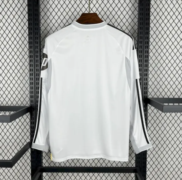 Real%20Madrid%20Away%20Shirt%202025-26-Long%20Sleeve%20Set%20Jerseys%20-%20Image%204