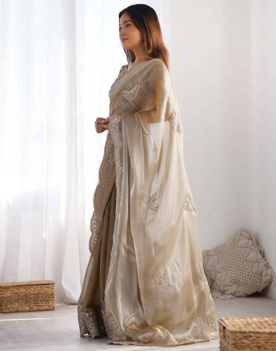 Stylish%20Embroidered%20Bollywood%20Organza%20Saree%20with%20Sequin%20work%20%7C%20Trendy%20Party%20&%20Festive%20Wear%20%7C%20Traditional%20Ethnic%20Fashion%20%7C%20Buy%20Online%20-%20Image%204