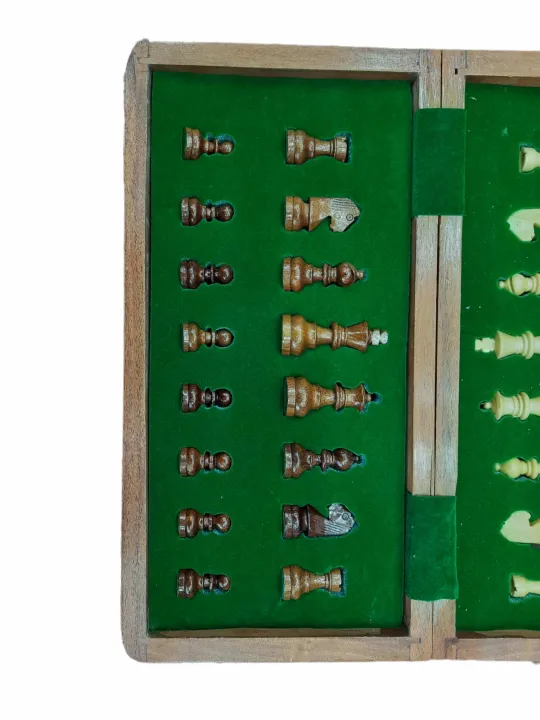 Special%20Wooden%20Magnetic%20Chess%20Board%2012%20Inches%20-%20Image%203