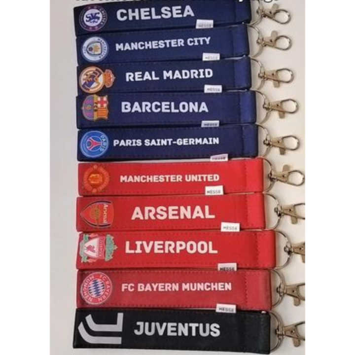 Football%20Club%20DTF%20Printed%20Keyring%20Key%20Holder%20Football%20Fan%20Club%20Hesse%20Wristlet%20Keychain%20-%20Image%202