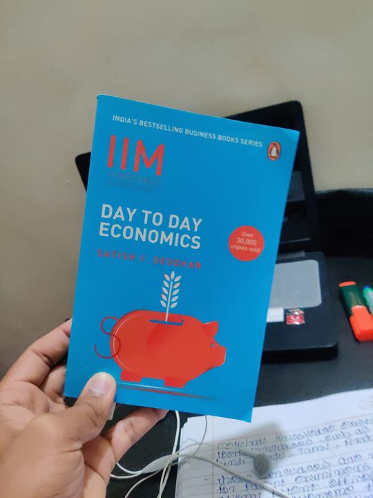 IIMA-Day%20To%20Day%20Economics%20-%20Image%202