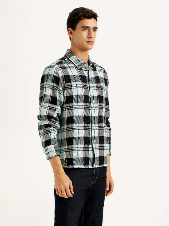 Levi's%20Checkered%20Relaxed%20Fit%20Plaid%20Shirt%20for%20Men%20(0002Z-0004)%20by%20Brandhouse%20Fashion%20-%20Image%203