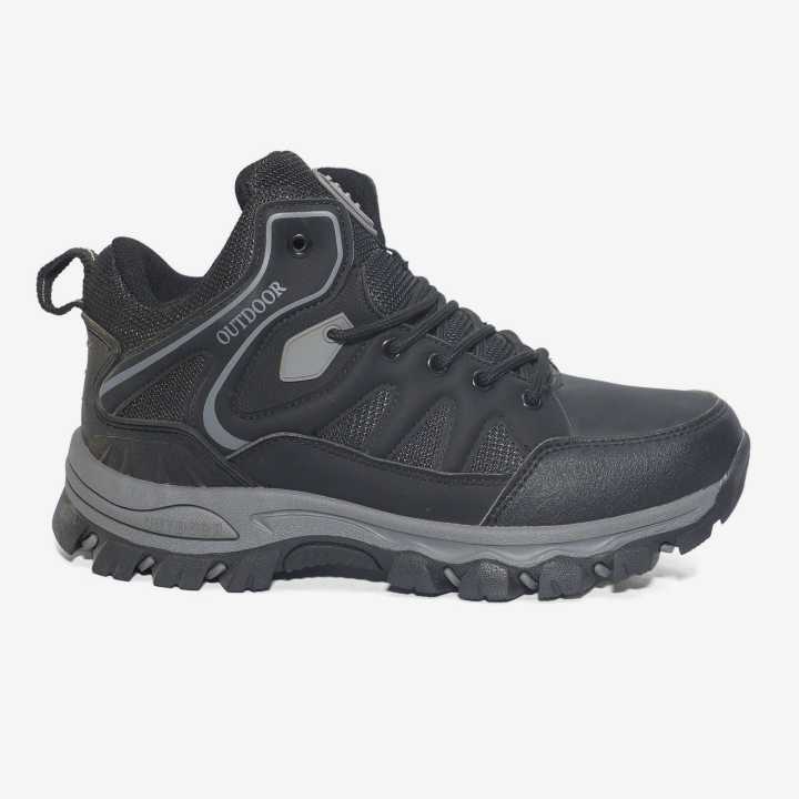black trekking shoes