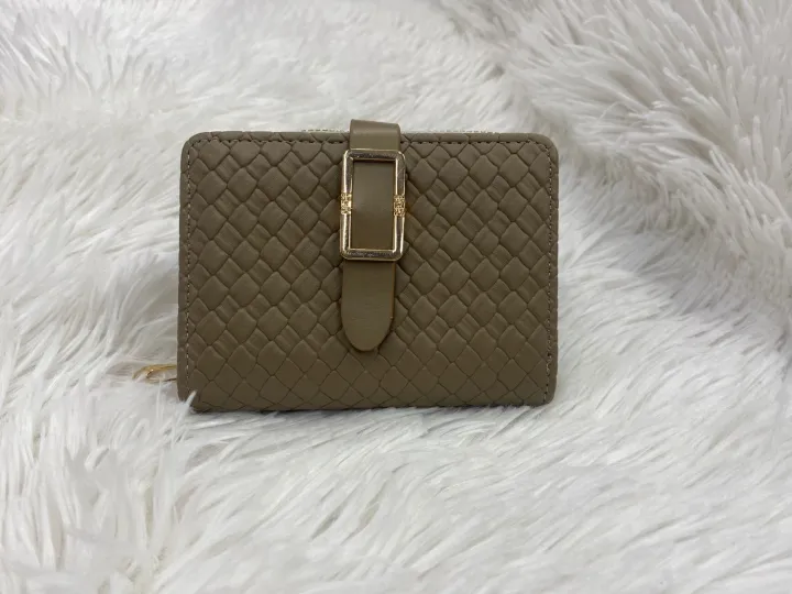 Women%E2%80%99s%20Wallet%20%7C%20Premium%20PU%20Leather%20Wallet%20with%20Gold%20Buckle%20-%20Image%202