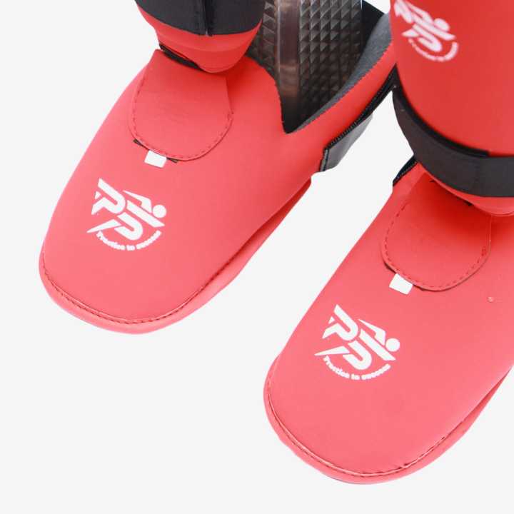 Red%20Color%20Karate%20Shin%20Guard%20-%20Image%204