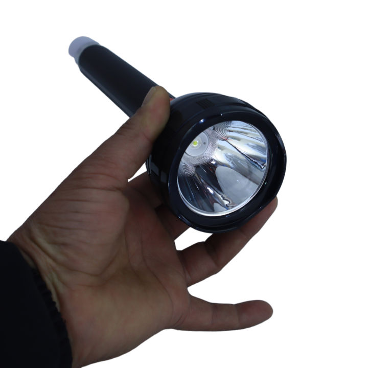 UR-L4633%20Professional%20Rechargeable%20LED%20Flashlight%20with%20Laser,%20Long-Range%20Illumination,%20Multi-Mode%20LED,%20Work%20Light%20for%20Indoor%20&%20Outdoor%20Use,%20Ideal%20for%20Camping,%20Hiking%20&%20Security%20-%20Image%203