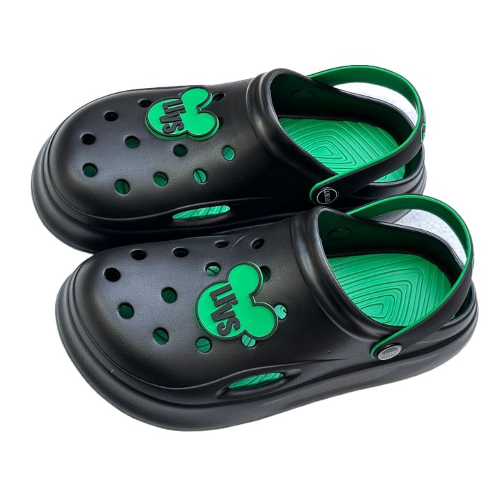 Men's%20Soft%20Comfort%20Crocs%20-%20Affordable,%20Quality%20Footwear%20for%20Casual,%20Walking,%20and%20Outdoor%20Activities%20-%20Image%204