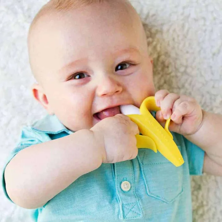 Banana%20Silicone%20Teether/%20Baby%20Teether%20Silicone/%20Teethers%20-%20Image%202