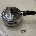 stainless steel pressure cooker 3 liter induction based. 