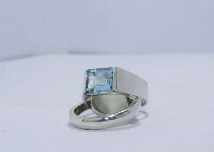 Silver%20Blue%20Topaz%20Ring%20-%20Image%206