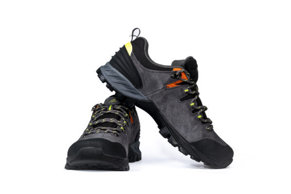 Humtto%20Gray%20Hiking%20Shoes%20For%20Men%20-%20Image%205