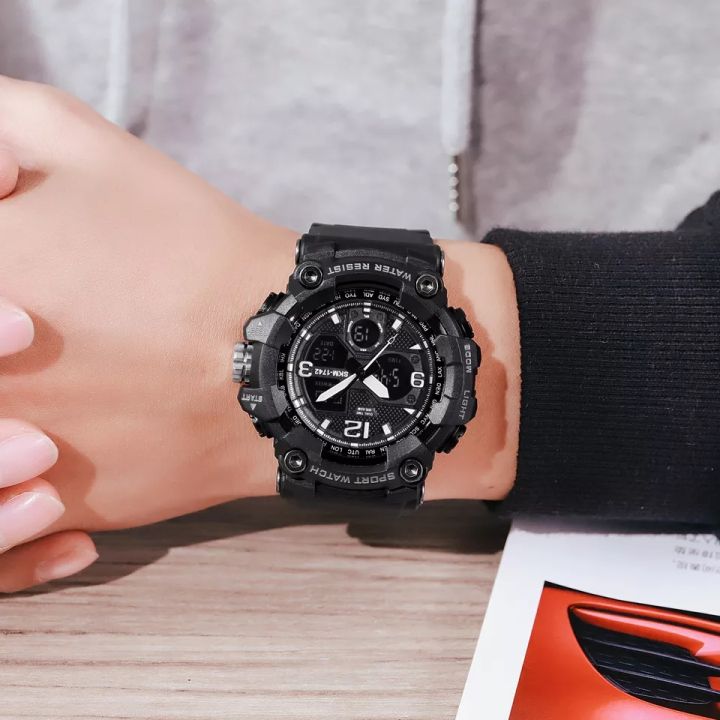 SKMEI%201742%20Multifunctional%20Outdoor%20Watches%20For%20Men%20-%20Image%207
