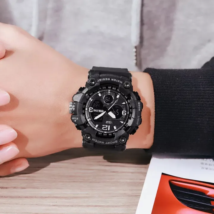 SKMEI%201742%20Multifunctional%20Outdoor%20Watches%20For%20Men%20-%20Image%207