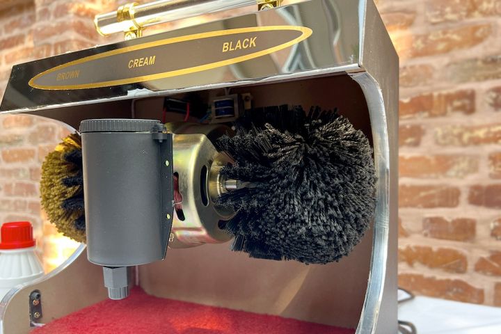 Automatic%20electric%20shoe%20shine%20machine,%20Shoe%20Polisher%20Machine%20-%20Image%204