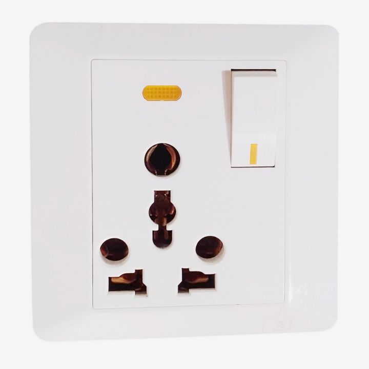 Single%20Power%20Socket%2016%20amp%20Size%203/3%20-%20Image%205