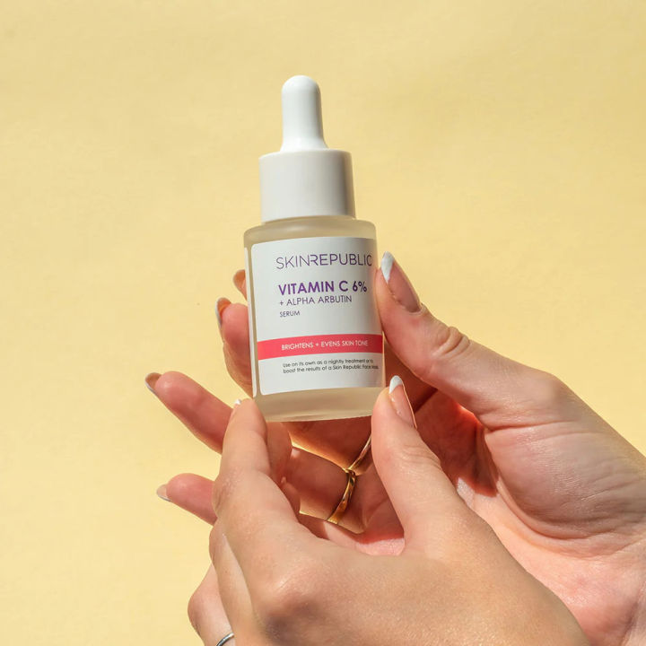 Skin%20Republic%20Vitamin%20C%20Serum%2030%20Ml%206%25%20Strength%20Skin%20Care%20Product%20-%20Image%204