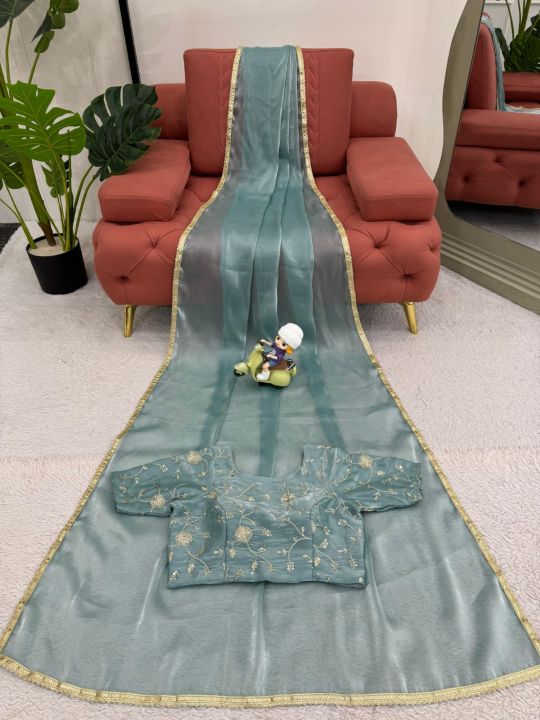 Elegant%20Heavy%20Zimmy%20Chu%20Saree%20with%20Fancy%20Lace%20&%20Sequence%20Work%20By%20Sapnaaz%20Fashion%20-%20Image%207