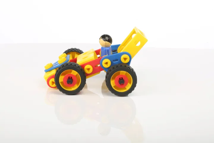 Mechanix%20Grand%20Prix%20CARS-1%20%7C%20A%20Plastic%20Engineering%20System%20For%20Creative%20Kids%20%7C%20Age%203+%20%7C%204%20Models%20%7C%20DIY%20STEM%20Toys%20%7C%20Construction%20Set%20For%20Boys%20&%20Girls%20-%20Image%204