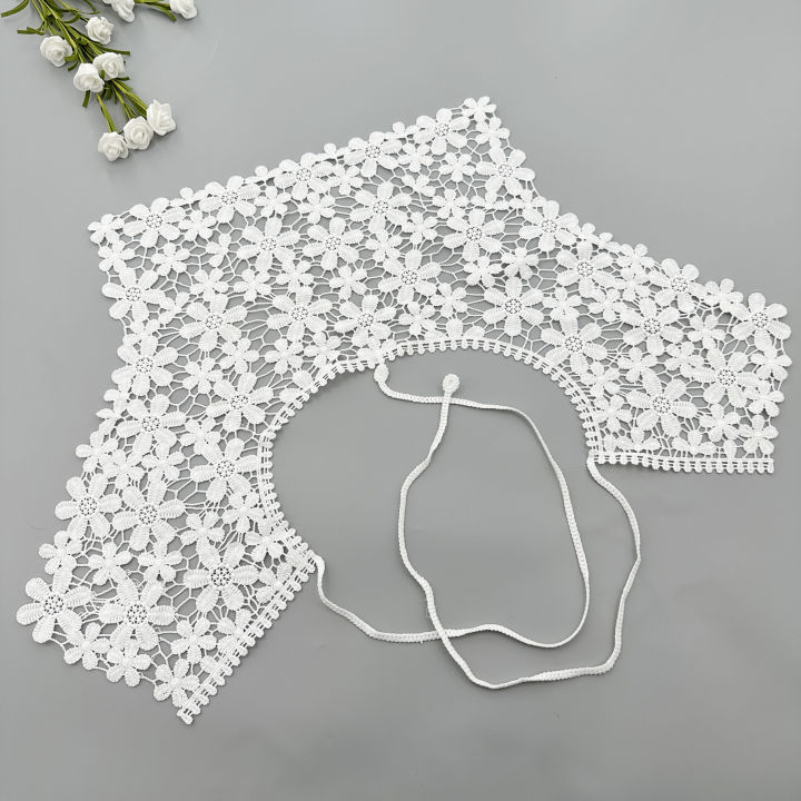 Li%20Hongyuan's%20fine%20embroidery,%20sweet%20scarf,%20college%20style%20age-reducing%20cut-out%20lace%20shawl%20-%20Image%205