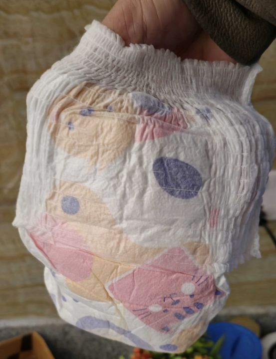 Mumlove%20Bundle%20Pack%20Baby%20Diaper%20Pants%20-%2050%20Pcs%20S%20%7C%20M%20%7C%20L%20%7C%20XL%20Unisex%20Ultra%20Thin%20Breathable%20Pull-up%20Diapers%20-%20Image%207