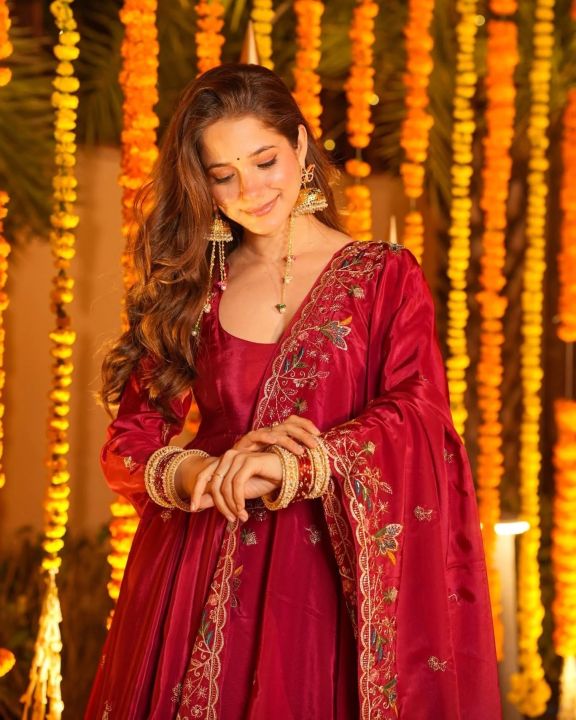 Designer%20Natural%20Crepe%20Silk%20Anarkali%20Palazzo%20Set%20with%20Thread%20&%20Sequin%20Work%20By%20Sapnaaz%20Fashion%20-%20Image%202