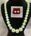 Pearl Necklace. 
