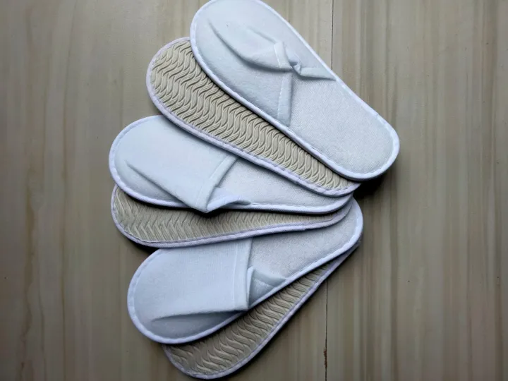 Disposable%20House%20Slippers%20for%20Guests%20/%20Room%20Slippers%20PACK%20OF%2010%20-%20Image%205