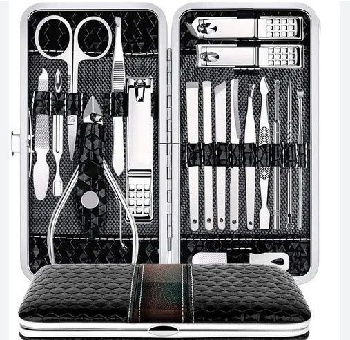 19Pcs/Set Manicure Set Nails Tool Kit Accessories For Nails Pedicure Kit Manicure Set With Luxurious Travel Case