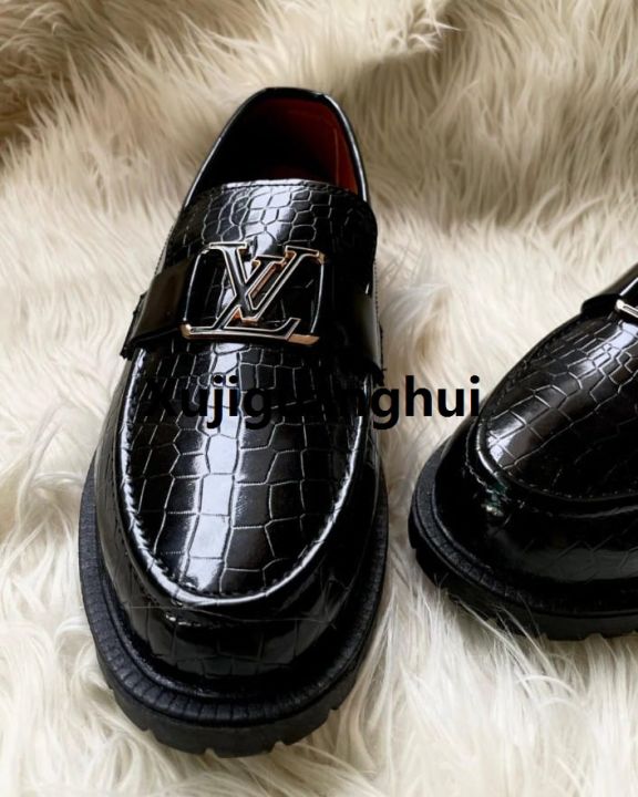 Xujiguanghui%20Pumpy%20shoes%20are%20designed%20in%20very%20beautiful%20brown%20color%20for%20men%20and%20boys%20which%20are%20very%20special%20and%20very%20strong%20and%20their%20sole%20is%20also%20very%20thick%20and%20they%20look%20very%20stylish%20to%20wear.%20-%20Image%207