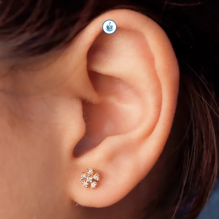 Sazuna%20Jewellers%2014%20KT%20Gold%20Yahnaa%20Pure%20Diamond%20Top%20For%20Women%20-%201%20Pcs%20-%20Image%203