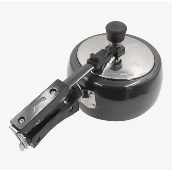 United%20Pressure%20Cooker%20-%203%20liter%20Black%20Hard%20Anodized%20-%20Image%202