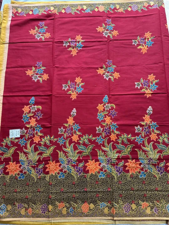 Cotton%20Floral%20Batik%20Print%20Lungi%20for%20Girls%20-%20Extra%20Wide,%20198%20cm%20Length%20-%20Image%204