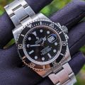 Fashionable Luxury Submariner Date Function Quartz Watch For Men. 