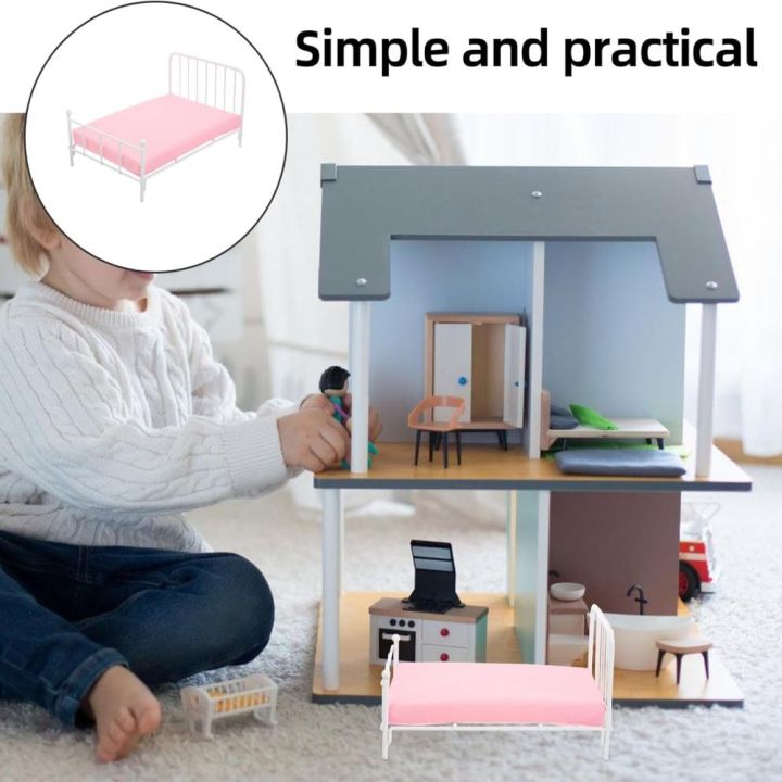 Creative%20:12%20Scale%20Dollhouse%20Bed%20Frame%20Bedroom%20Scene%20Doll%20Bed%20Furniture%20With%20Mattress%20Single%20Bed%20Mini%20Bed%20Model%20Dollhouse%20Accessories%20-%20Image%205