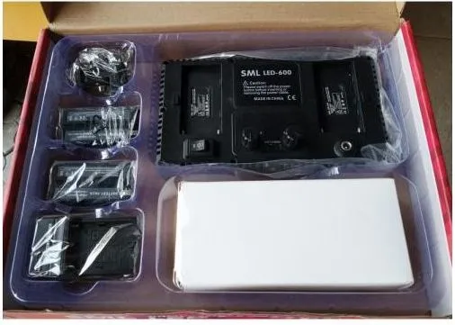 Professional%20Video%20And%20Photo%20RGB%20Led%20600%20Light%20Kit%20With%20Varicolour%20And%20Stand%20-%20Image%204