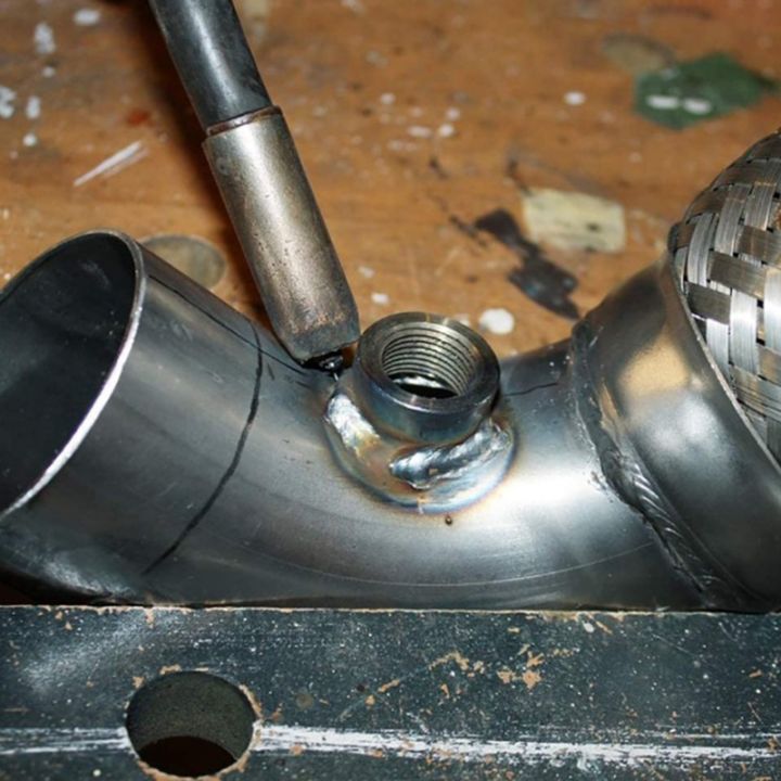 Universal%20O2%20Sensor%20Stepped%20Mounting%20Boss%20and%20Plugs%20M18X1.5%20Hex%20Plug%20Kit%20Stainless%20Steel%20for%20Cars%20and%20Trucks%20-%20Image%207