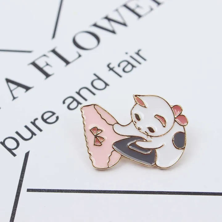 Haruku%20Style%20Cute%20Cartoon%20Cat%20Brooch%20for%20Women,%20Personalized%20Creative%20Backpack%20Pin%20Taobao%20Chest%20Badge%20-%20Image%202