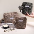 Retro Casual Women's Cosmetic Bag Large Capacity Portable Leopard Print Cosmetic Bag Leopard Print Pattern Lightweight Make Up Organizer Daily Use. 