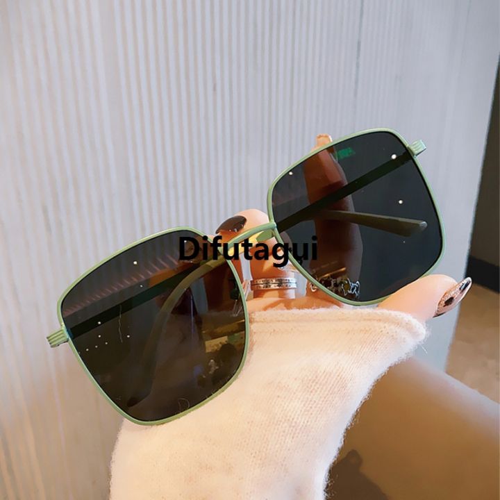 Difutagui%20Profesional%20%5B%20New%20%5D2021%20Korean%20Fashion%20Light%20Color%20in%20Women's%20Sunglasses%20Transparent%202025%20New%20Blue%20Sunglasses%20Trendy%20Street%20Shot%20Frosted%20Green%20Square%20Glasses%20-%20Image%203