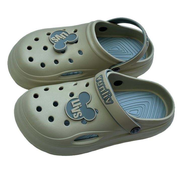 Men's%20Soft%20Comfort%20Crocs%20-%20Affordable,%20Quality%20Footwear%20for%20Casual,%20Walking,%20and%20Outdoor%20Activities%20-%20Image%203