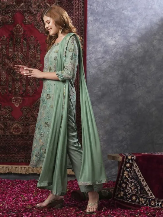 Fabdale%20Women%E2%80%99s%20Viscose%20Rayon%20Floral%20Printed%20Straight%20Kurta%20Pant%20Dupatta%20Set%20%7C%20Festive,%20Wedding%20&%20Party%20Wear%20(DVST-014)%20-%20Image%207