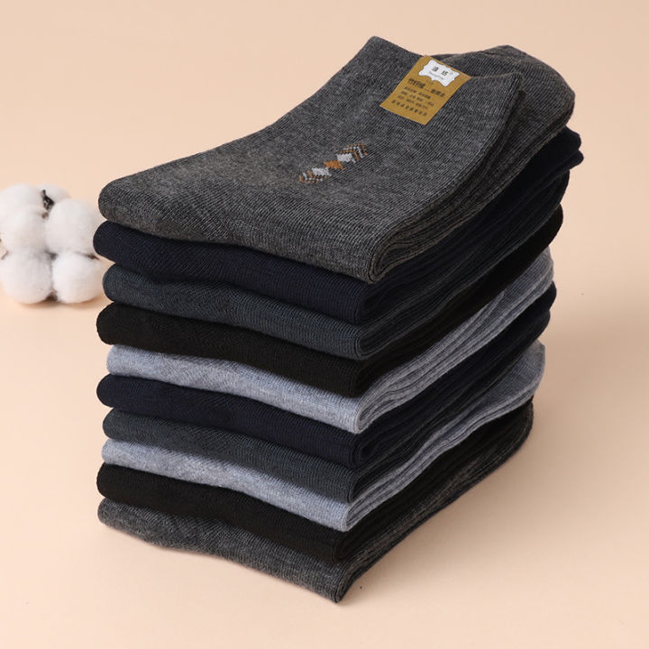 Men%20Socks%20Solid%20Color%20Plaid%20Breathable%20Cotton%20Crew%20Socks%20-%20Pack%20Of%205%20Pairs%20%7C%20Fashion%20Summer%20Socks%20For%20Men%20-%20Image%204