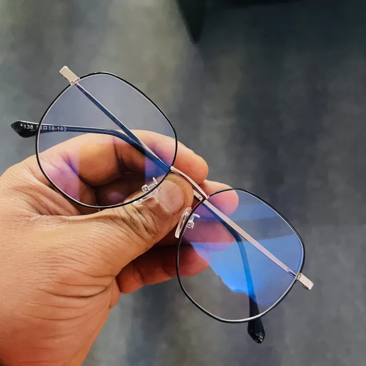 Elegant%20Classic%20Black%20Full%20Rim%20Metal%20Frame%20Computer%20Glasses%20with%20Blue%20Lens%20for%20Unisex%20-%20Image%205