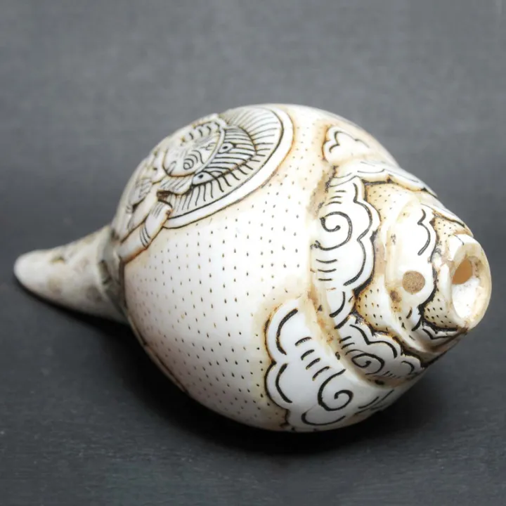 White/Black%20Original%20Ganesh%20Swarswati%20Sankha%20Round%2011Inch,%20Blowing%20Conch%20/%20Shankh%20-%20Image%207
